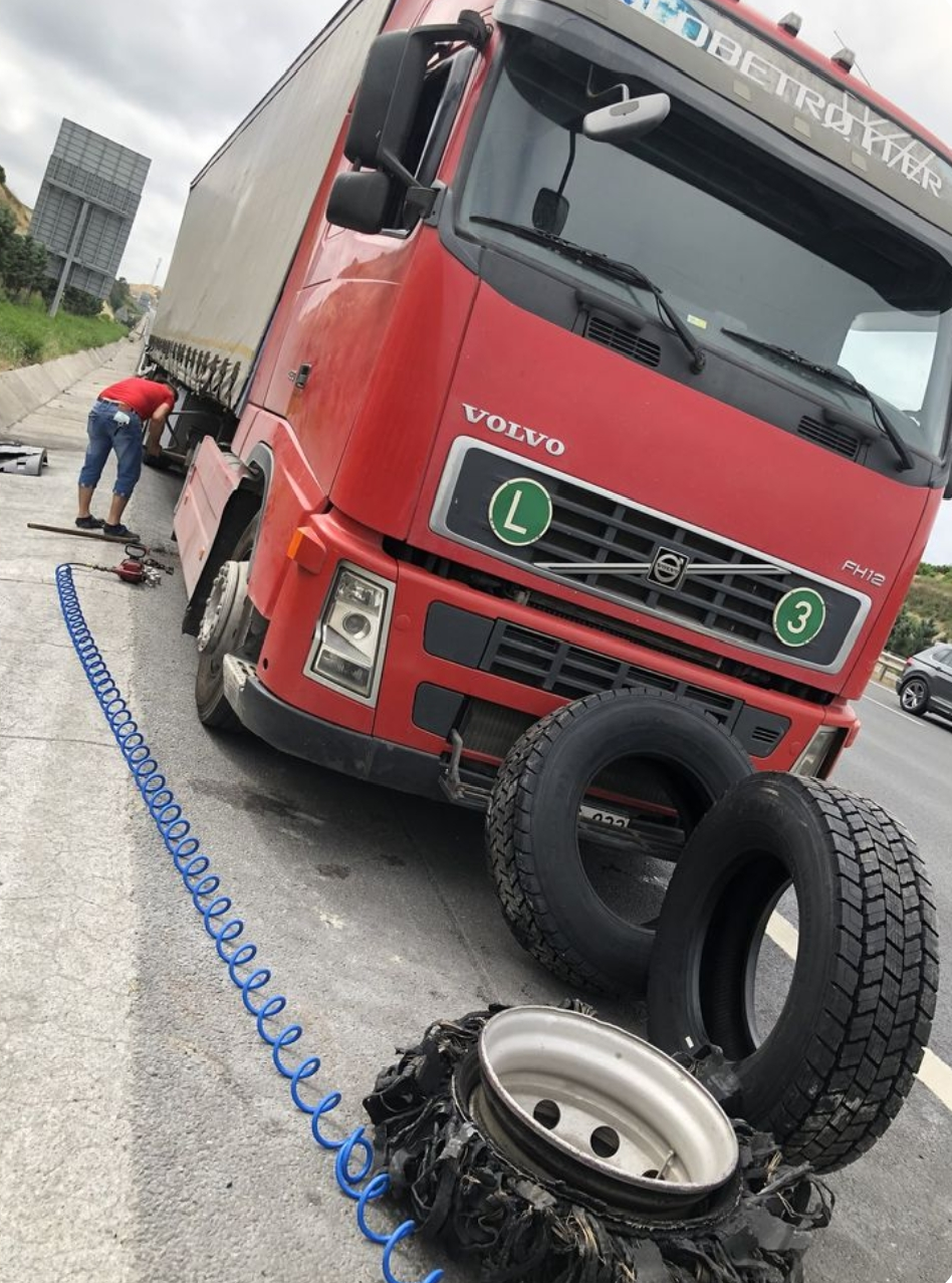 Atendimento para caminhões e carretas